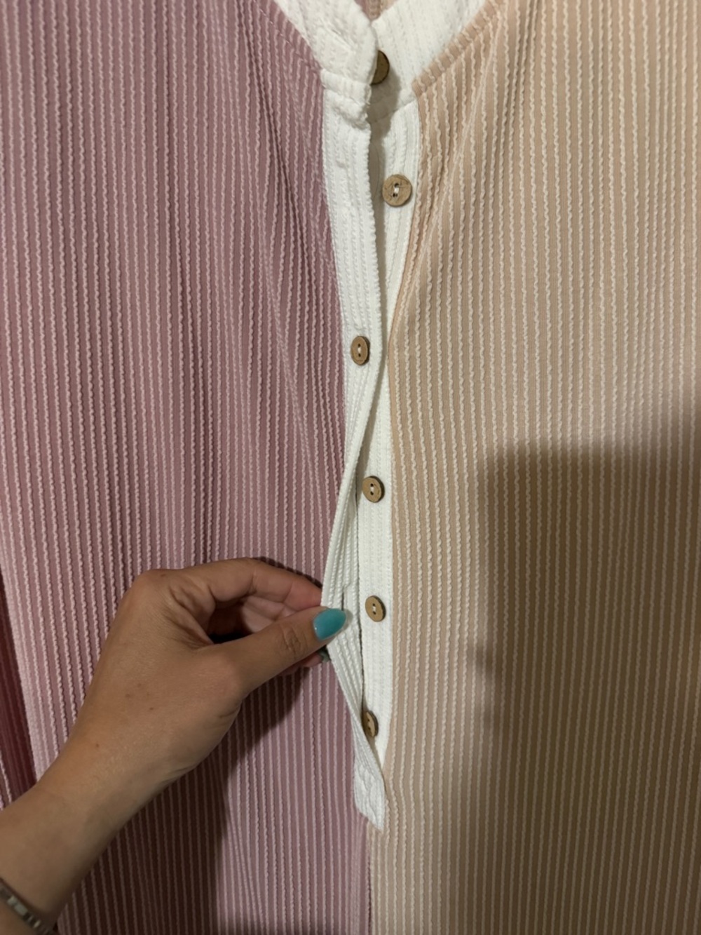 Two-Tone Sleeveless Romper  in Mauve and Cream XL purchased at a Boutique - Picture 2 of 6